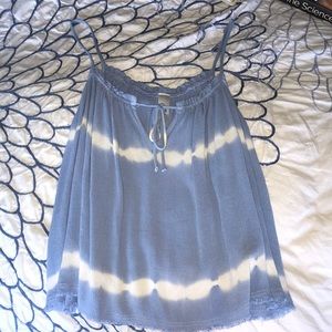 blue and white tie die crop top